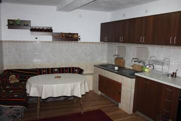 Фото номера Коттедж с 6 спальнями Дома для отпуска Къщата на Майстора г. Delchevo 34